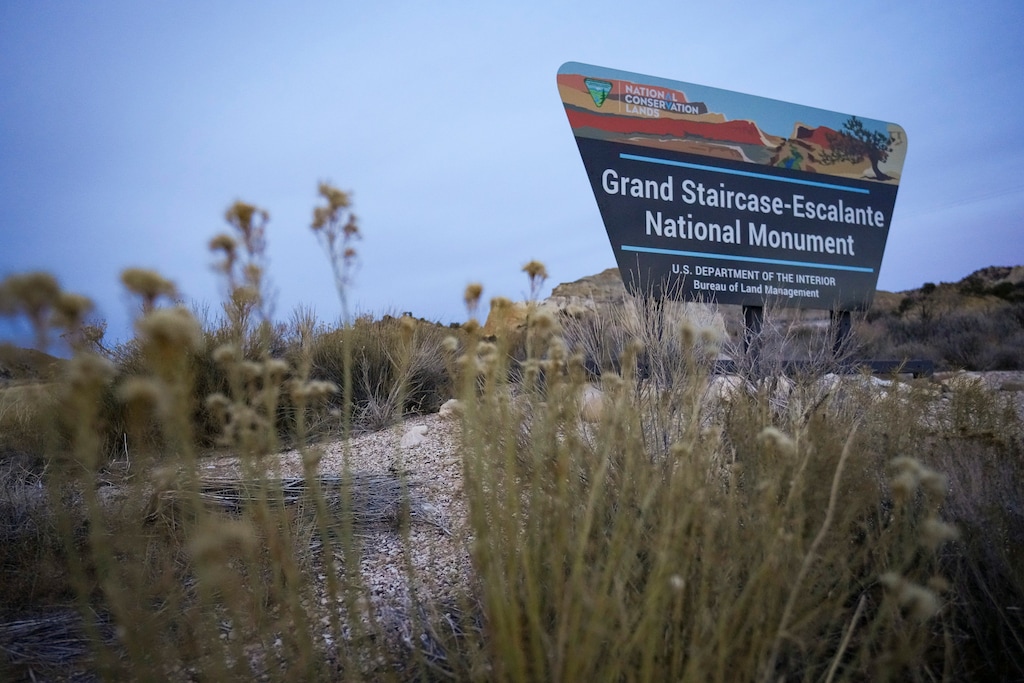 (Bethany Baker  |  The Salt Lake Tribune) A sign welcomes visitors to Grand Staircase-Escalante National Monument near Tropic on Monday, Dec. 16, 2024.