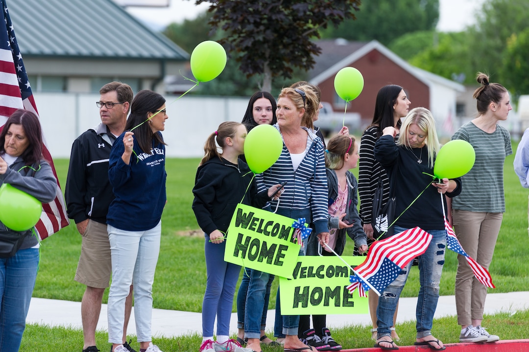 Alex Gallivan  |  Special to the Tribune Hundreds of people tuned out in Riverton to celebrate the arrival of Josh Holt, his wife, Thamy, and their daughter, Marian, Monday, May 28,2018