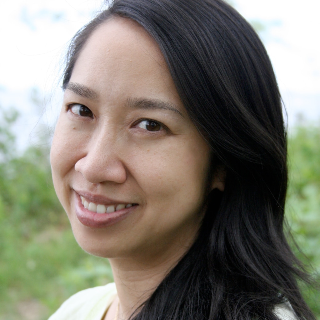 Ava Chin