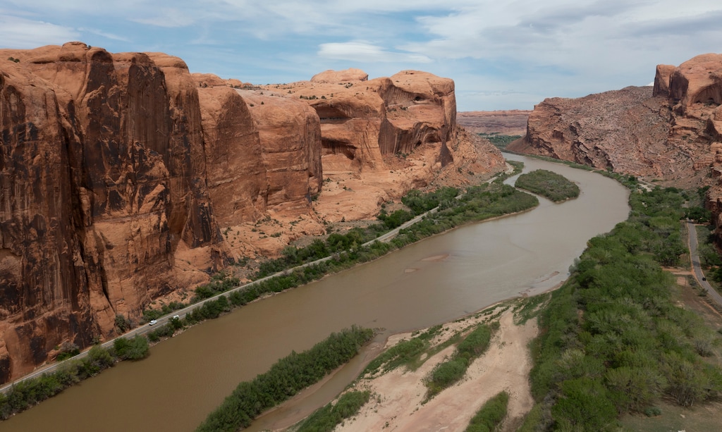 (Bethany Baker  |  The Salt Lake Tribune) Potash Road runs along the Colorado River in Moab on Friday, April 10, 2026.