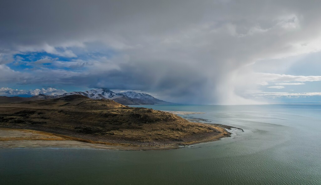(Francisco Kjolseth  | The Salt Lake Tribune) A winter squall moves towards Buffalo Point at Antelope Island on Monday, Dec. 9, 2024.