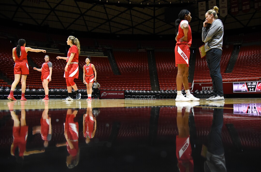 (Francisco Kjolseth  |  The Salt Lake Tribune)  Utah women's basketball head coach Lynne Roberts, right, runs her team through drills during practice at the Jon Huntsman Center on Wed. Jan. 2, 2019, as they prepare for their next game on Friday. The team is having one of the best starts in program history at 12-0.