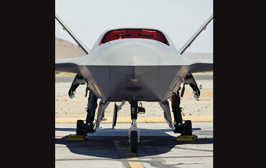 General Atomics’s YFQ-42A drone idles before a test flight at its Gray Butte airfield in Victorville, Calif., on Tuesday, June 30. 2026. (Aleksey Kondratyev/The New York Times)