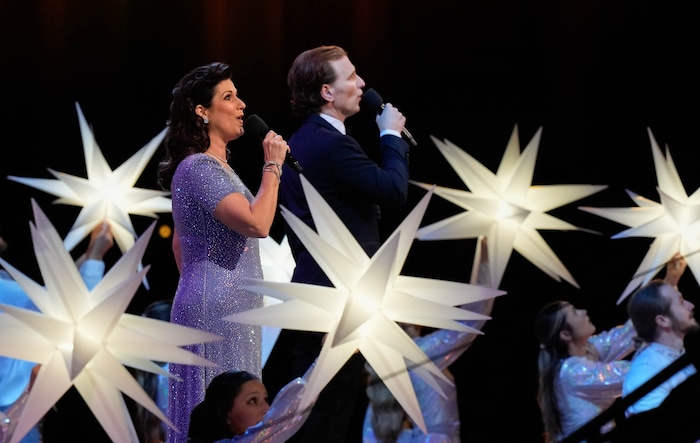 (Francisco Kjolseth | The Salt Lake Tribune) The Tabernacle Choir at Temple Square holds its annual Christmas Concert with special guests Stephanie J. Block and Sebastian Arcelus on Thursday, Dec. 11, 2025,