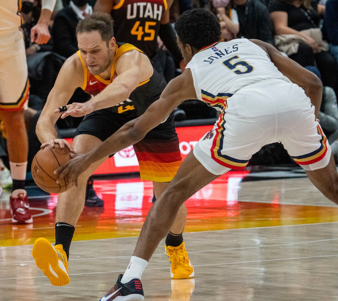(Rick Egan | The Salt Lake Tribune) New Orleans Pelicans forward Herbert Jones (5) knocks the ball from Utah Jazz forward Bojan Bogdanovic (44), in NBA action between the Utah Jazz and the New Orleans Pelicans, at Vivint Arena, in Salt Lake City, on Friday, Nov. 26, 2021.