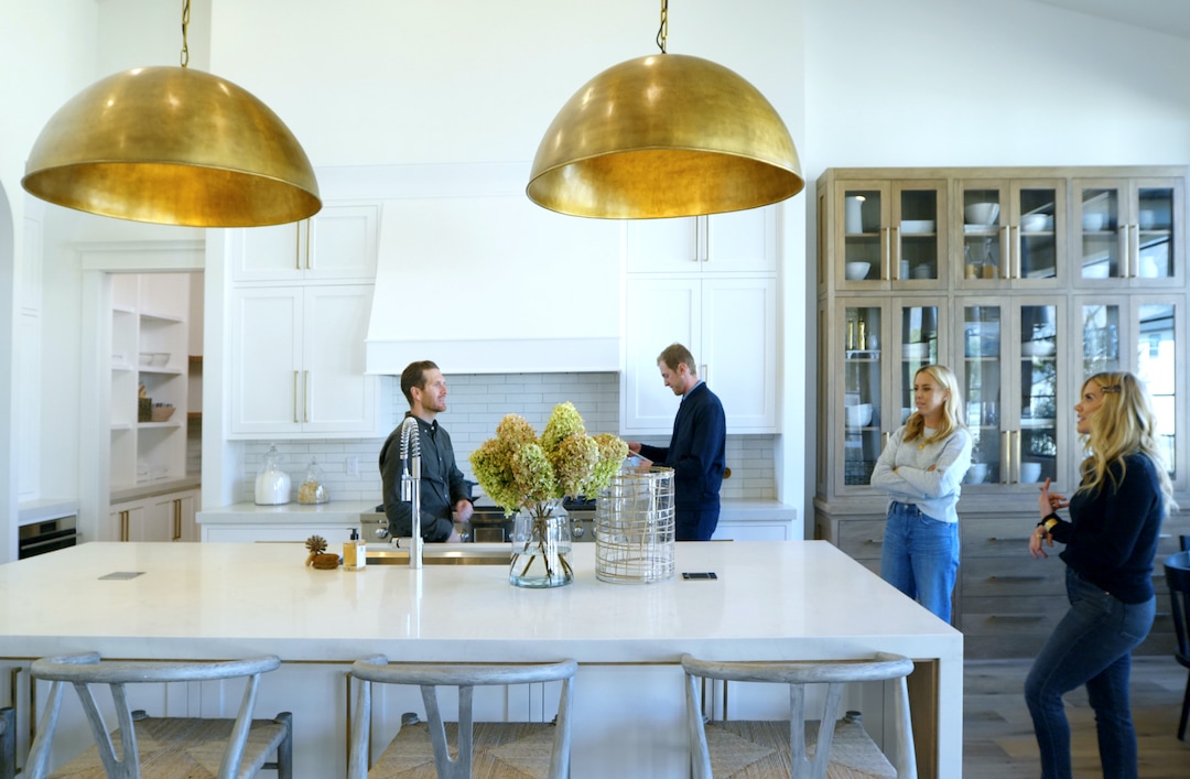 (Photo courtesy of Netflix) Syd McGee (left), Shea McGee (right) and two of their clients in "Dream Home Makeover."