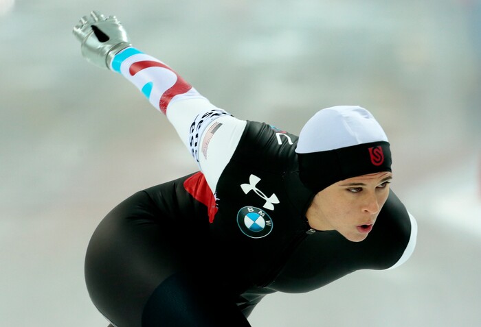 Third placed Brittany Bowe of the USA skates in the women's 1000 meter race, during the ISU World Single Distances Speed Skating Championships 2013 in Adler-Arena in Sochi, Russia, Saturday, March 23, 2013. (AP Photo/Mikhail Metzel)