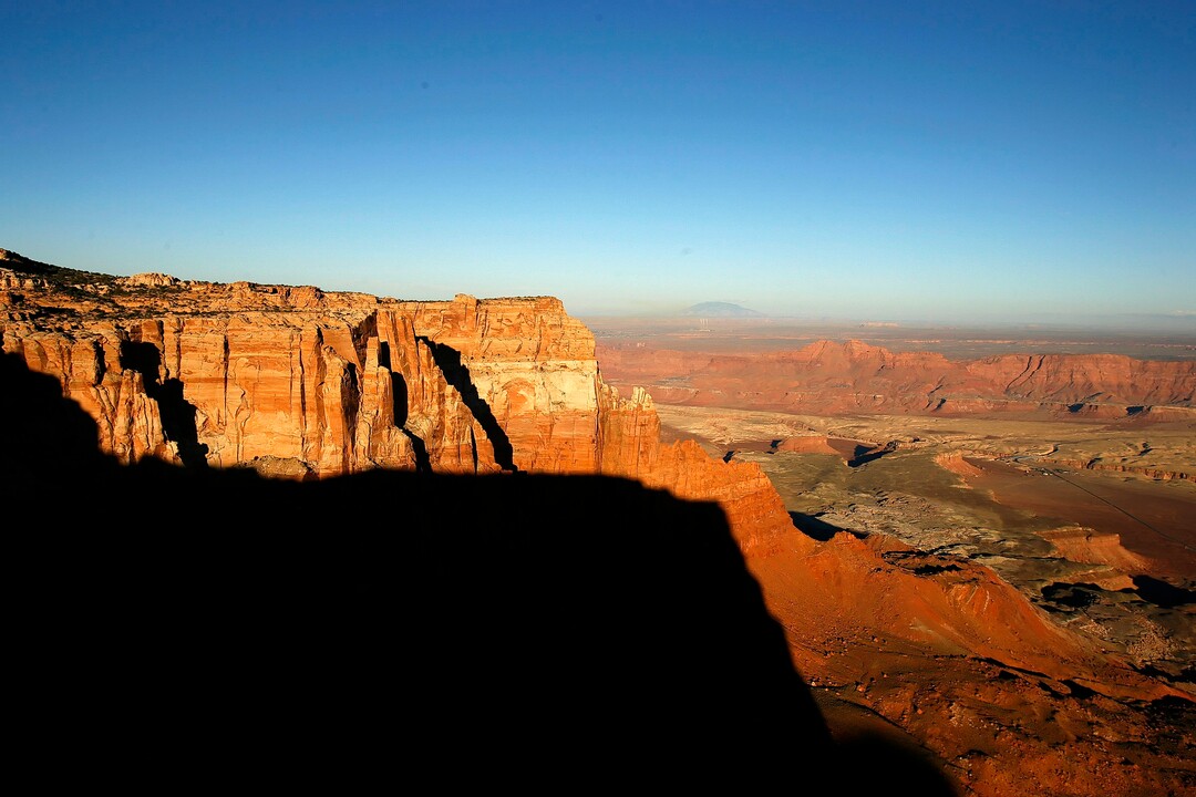 (Chris Detrick  |  Tribune File Photo)  The Two mile ranch is one top of the Vermilion Cliffs, to the left, overlooking the Kane Ranch below.
