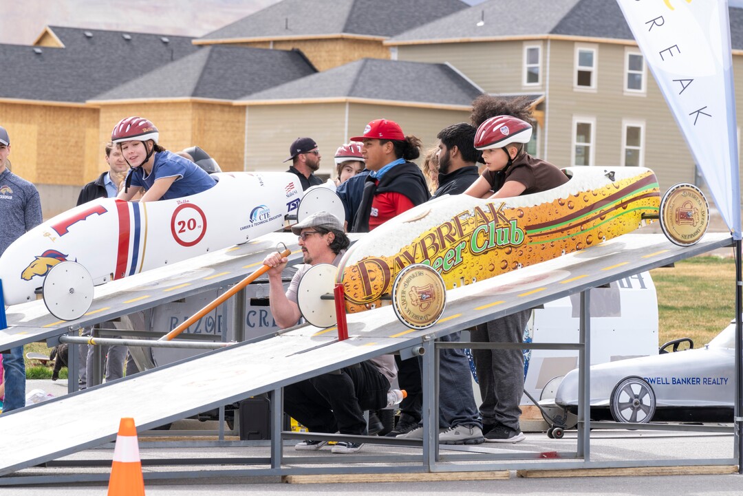 (Rick Egan | The Salt Lake Tribune) Bella Jeffress and Brayden Andersen await the start of their race, at the Daybreak Soap Box Derby, on Saturday, April 24, 2021.