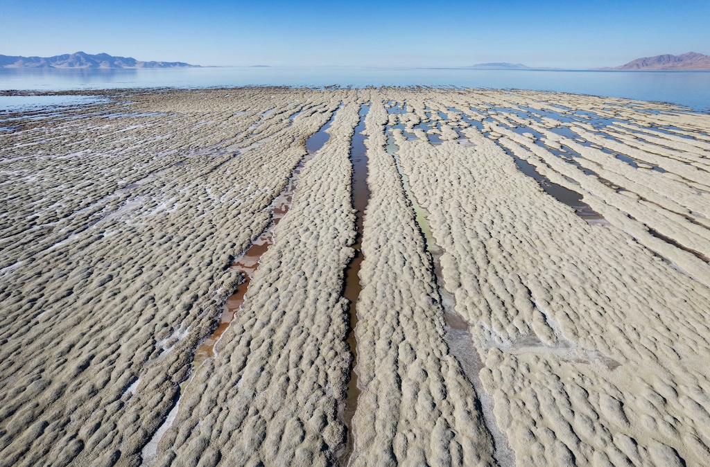 (Francisco Kjolseth | The Salt Lake Tribune) The Great Salt Lake ever-growing exposed lakebed bakes in the sun during ongoing drought conditions on Tuesday, Oct. 18, 2022. Scientists monitoring the lake's food web said its ecological collapse has begun as the lake continues to hit record-low elevations and dangerous salinity levels by the day.