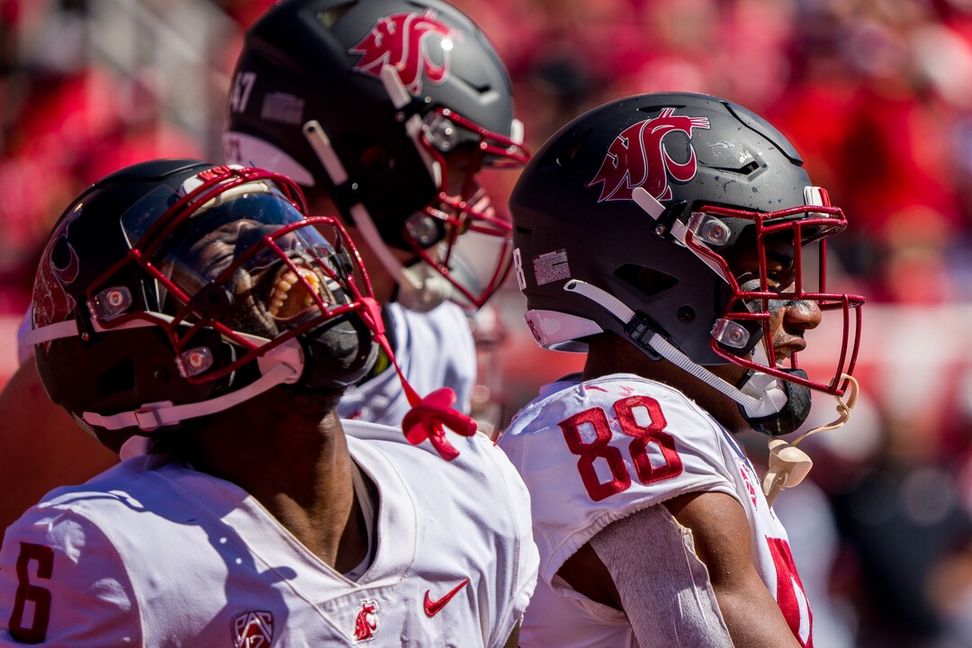 (Trent Nelson  |  The Salt Lake Tribune) Washington State Cougars wide receiver De'Zhaun Stribling (88) scores a touchdown as the University of Utah hosts Washington State, NCAA football in Salt Lake City on Saturday, Sept. 25, 2021.