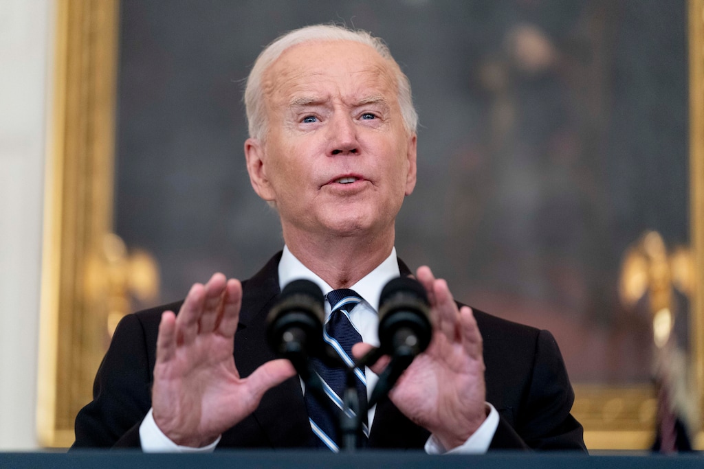 President Joe Biden speaks in the State Dining Room at the White House, Thursday, Sept. 9, 2021, in Washington. Biden is announcing sweeping new federal vaccine requirements affecting as many as 100 million Americans in an all-out effort to increase COVID-19 vaccinations and curb the surging delta variant. (AP Photo/Andrew Harnik)
