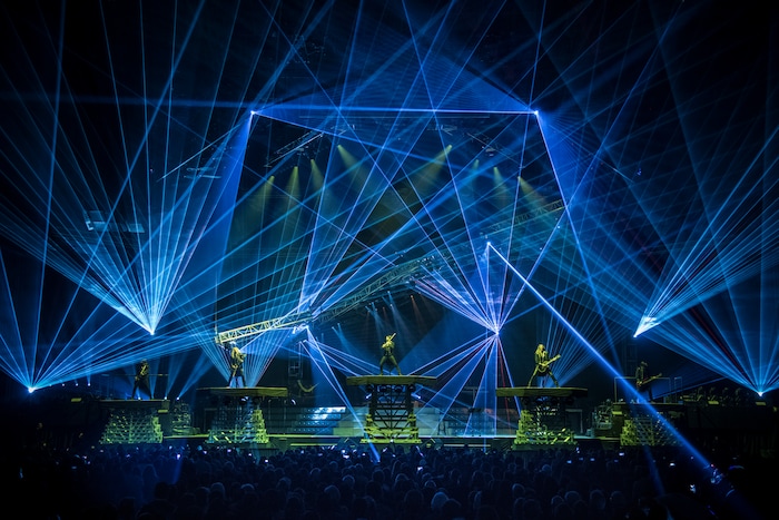(Photo courtesy Bob Carey) Trans-Siberian Orchestra music director Al Pitrelli said he still can’t believe how big TSO has become: “We started making some records back in ’95 and ’96, and ’99 we started touring — we had one box truck and a couple lights and a fog machine, a vision and a dream. Little by little, circuitously, we got to the point where we are right now. It wasn’t overnight.”