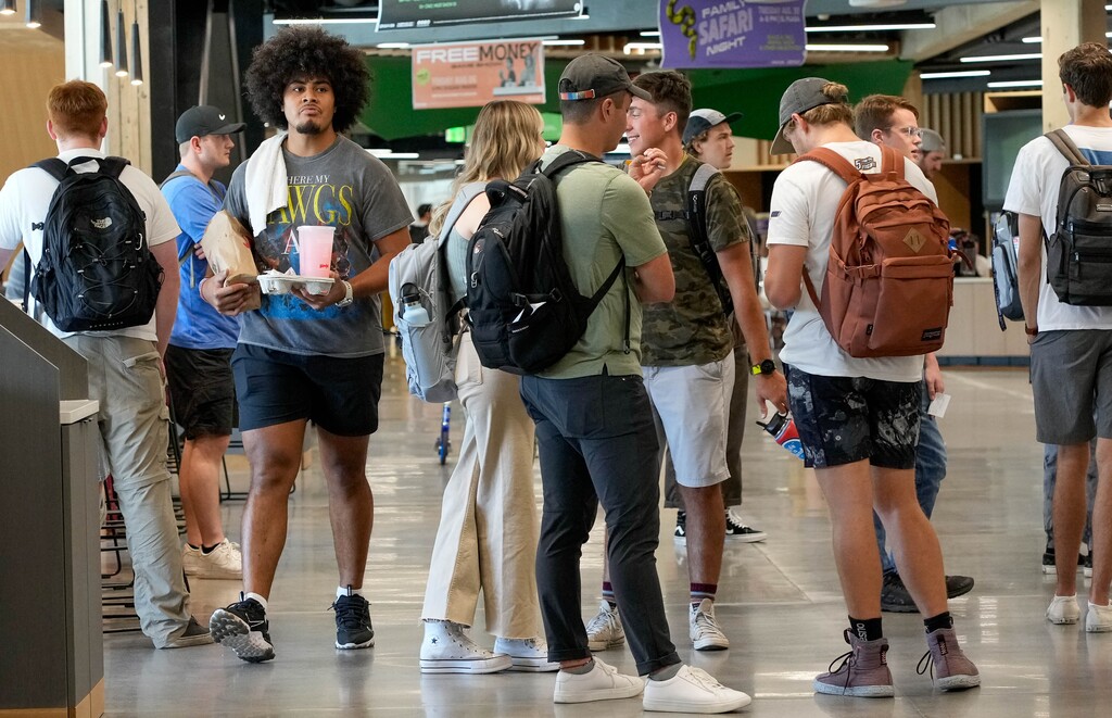 (Francisco Kjolseth | The Salt Lake Tribune) Students begin fall semester at Utah Valley University on Thursday, Aug. 25, 2022. President Biden said Wednesday he will cancel up to $10,000 in federal student loan debt for many borrowers — and double that amount for Pell Grant recipients — a move that could offer some level of forgiveness for about 43 million Americans. Here's how many Utahns could be affected.