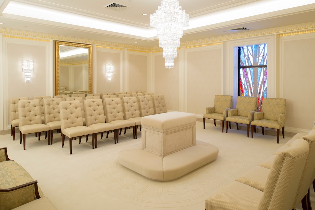(Photo courtesy of The Church of Jesus Christ of Latter-day Saints) One of the sealing rooms in the Jordan River Temple, where couples can be married, or "sealed," for eternity.