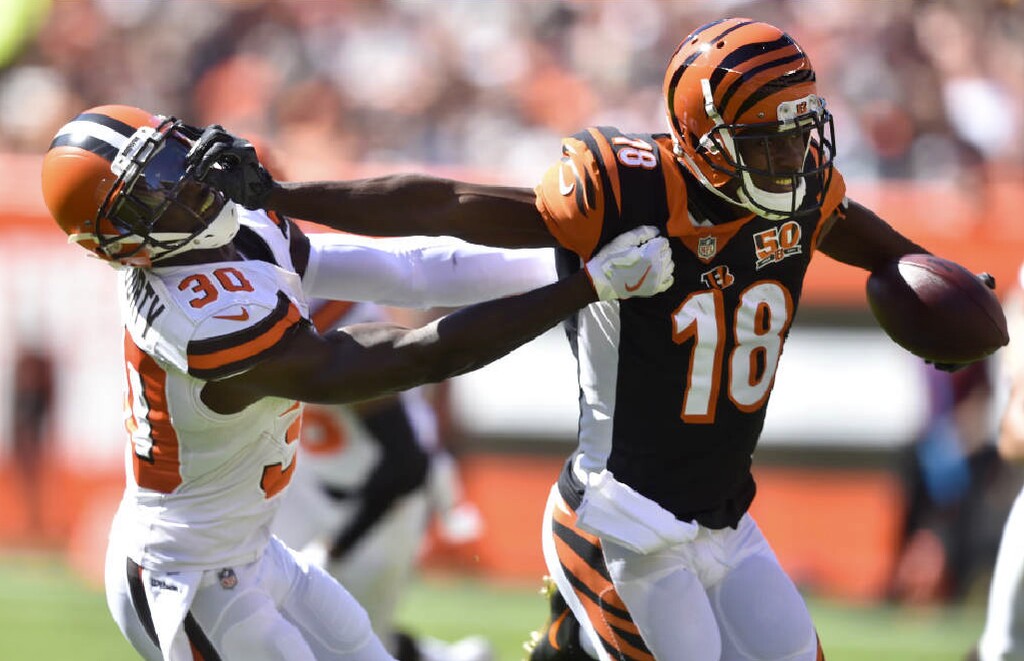 David Richard | The Associated Press. Cincinnati Bengals wide receiver A.J. Green (18) blocks Cleveland Browns defensive back Jason McCourty (30) in the first half of an NFL football game, Sunday, Oct. 1, 2017, in Cleveland.