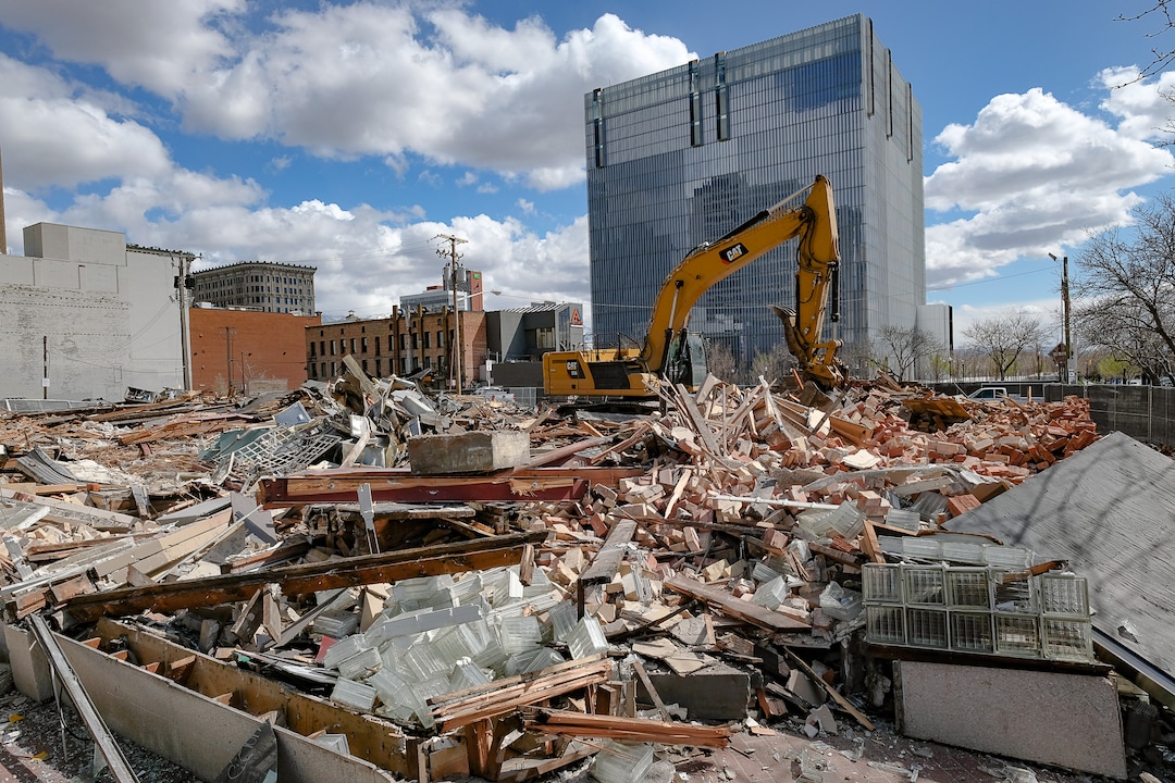 (Francisco Kjolseth  |  The Salt Lake Tribune) Crews take down the old Zephyr Club at 301 S. West Temple in Salt Lake City on Thursday, April 2, 2020. Sources say the building had substantial roof damage, unrelated to the recent earthquake, and will be replaced for now with landscaping.