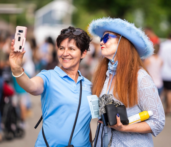 (Rick Egan | The Salt Lake Tribune)  JO & Jennifer grab a selfie, at the Heart & Soul Music Stroll, in Sugar House, on Saturday, June 10, 2023.