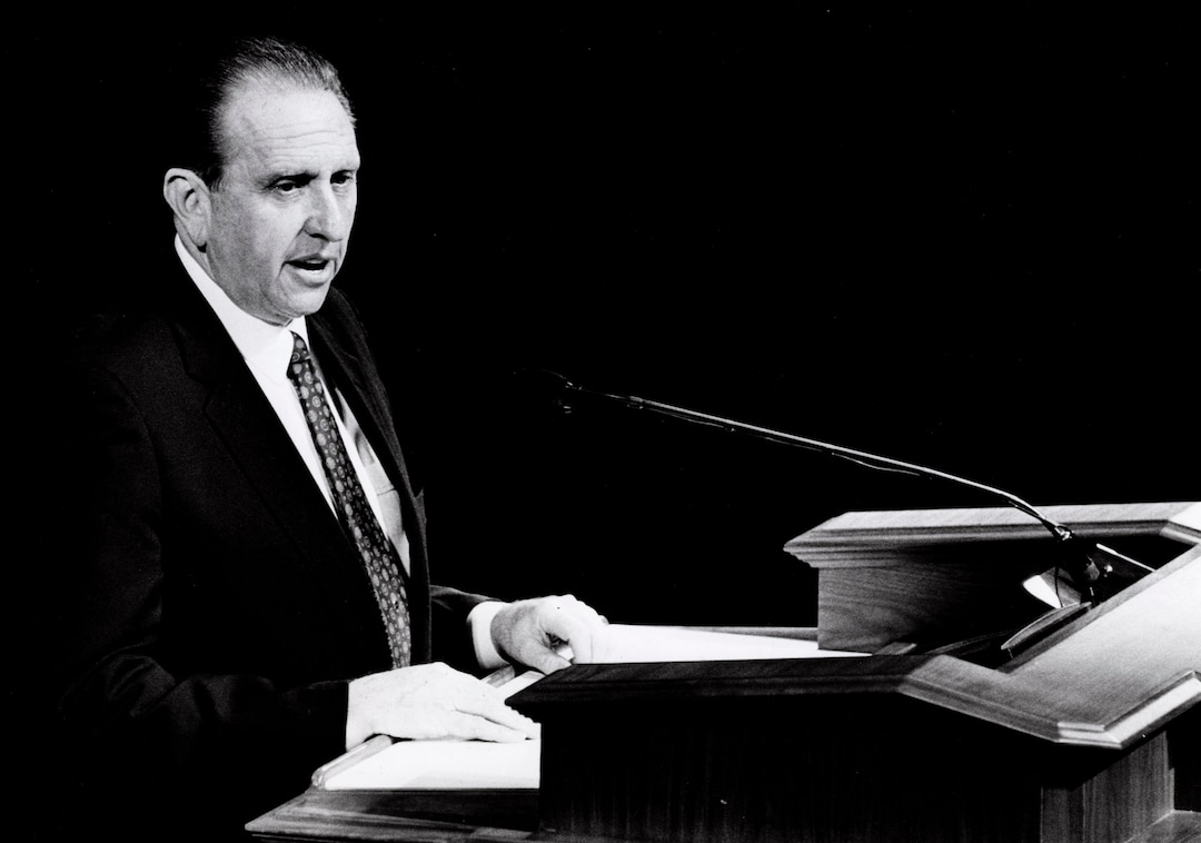 (Tribune file photo) President Thomas S. Monson reads a talk in 1994 by President Ezra Taft Benson when Monson was serving as second counselor in the faithÕs First Presidency. 