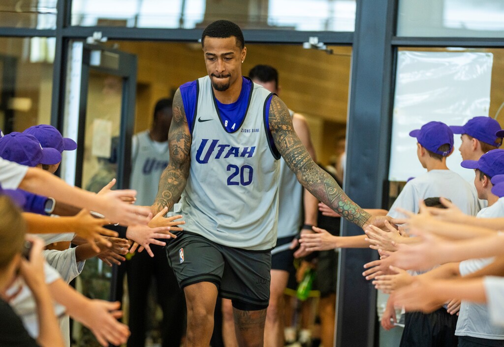 (Rick Egan | The Salt Lake Tribune)  Utah Jazz forward John Collins (20) enters the court for a Utah Jazz scrimmage at Hill Air Force Base, on Saturday, Oct. 5, 2024.