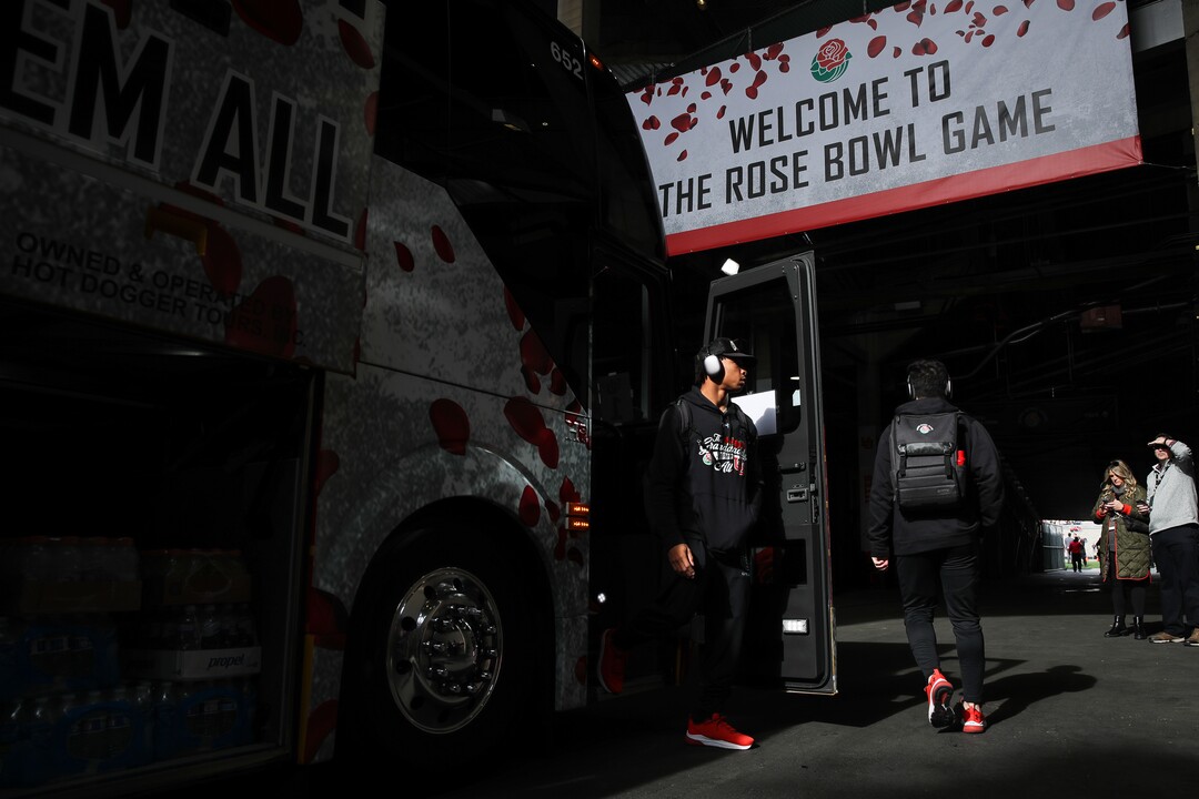(Meg Oliphant | Special to The Tribune) The Utah Utes arrive at Rose Bowl Stadium on Jan. 2, 2023 in Pasadena, Calif.