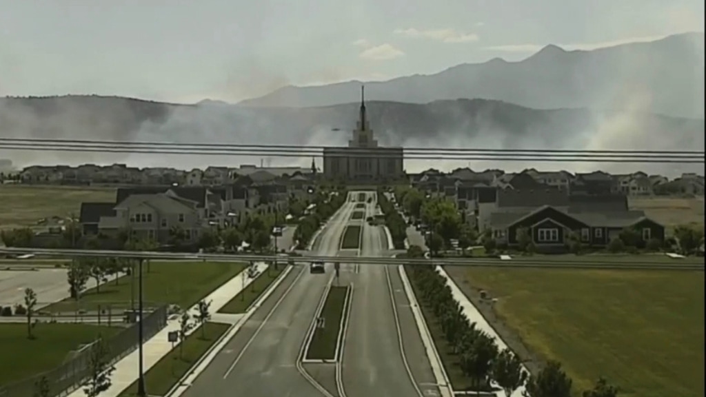 (UDOT photo)
A brush fire in Saratoga Springs, Utah, has led to an evacuation of  Mahogany Street on Saturday, June 6, 2026.