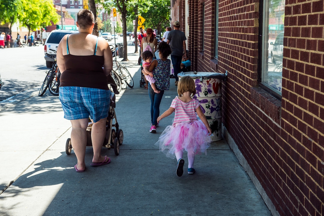 Chris Detrick  |  The Salt Lake TribuneMelisha Spooner and her daughter Saphira, 3, walk to The Road Home in Salt Lake City Tuesday August 4, 2015. 