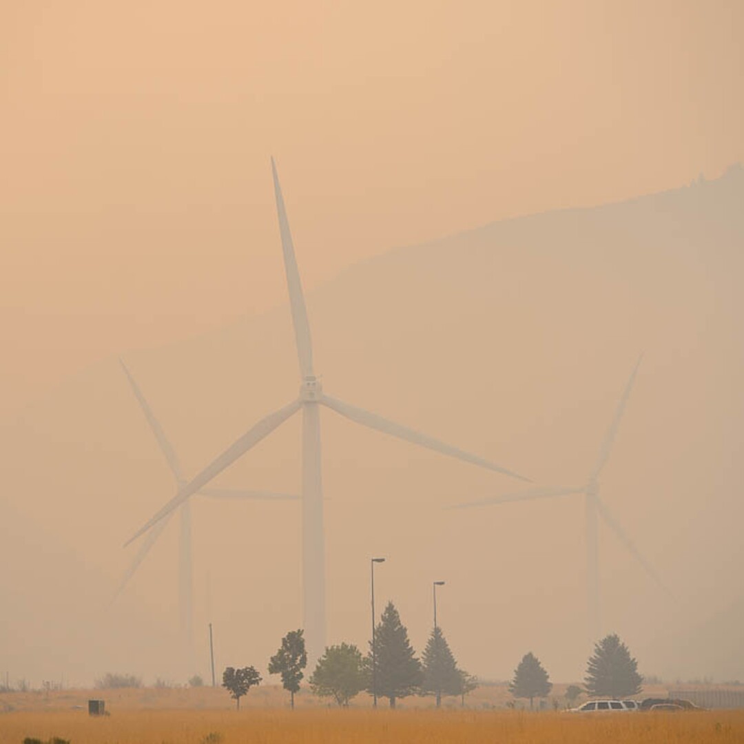 (Trent Nelson | The Salt Lake Tribune) Smoke from the Coal Hollow Fire fills the air in Spanish Fork, Friday Aug. 10, 2018.
