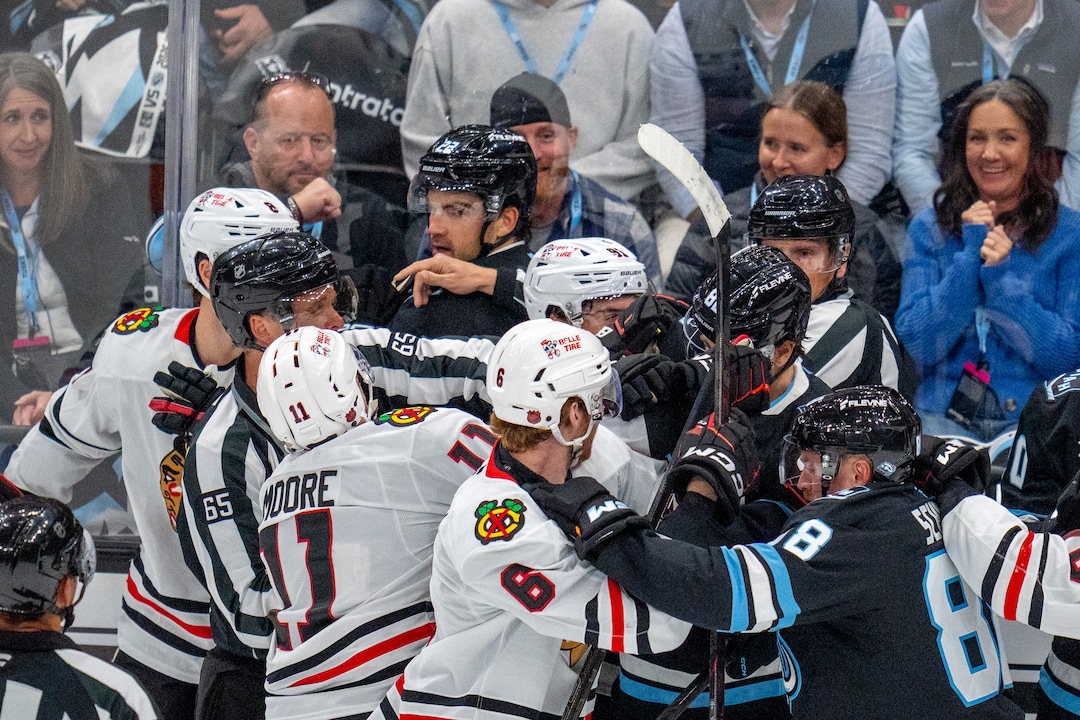(Trent Nelson  |  The Salt Lake Tribune) Players shove each other as the Utah Mammoth host the Chicago Blackhawks, NHL hockey in Salt Lake City on Thursday, Oct. 1, 2026.