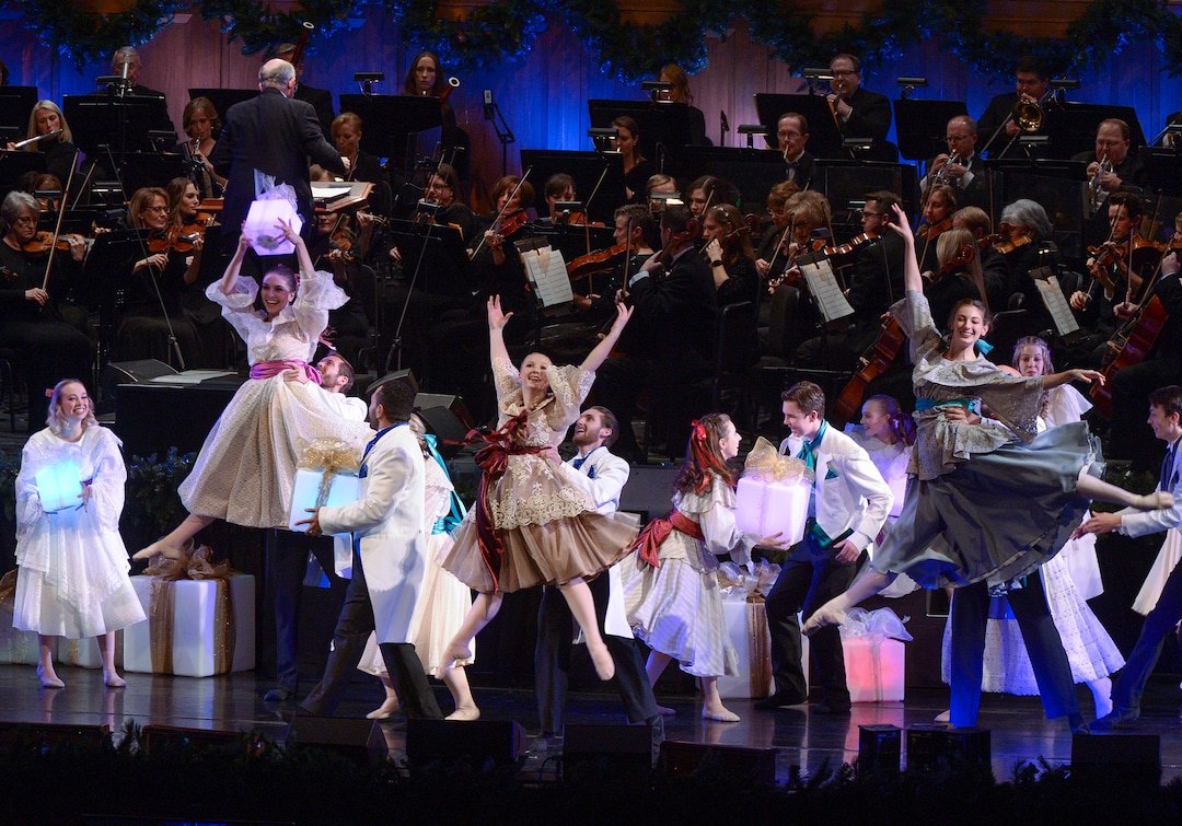 Leah Hogsten  |  The Salt Lake Tribune  Kristin Chenoweth performs with The Tabernacle Choir during the first of three sold-out Christmas concert performances Thursday, December 13, 2018 at the The Church of Jesus Christ of Latter-day Saints Conference Center in Salt Lake City.