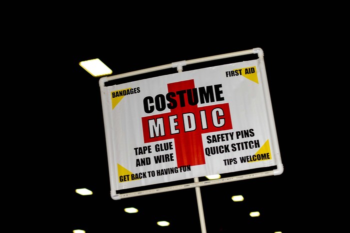 (Trent Nelson | The Salt Lake Tribune)  Cosplayers and normals at Salt Lake Comic Con, Thursday September 21, 2017.