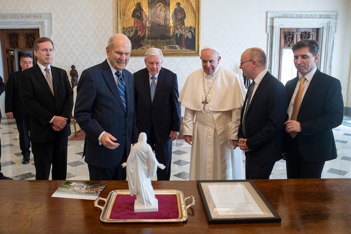 (Vatican Media) President Russell M. Nelson presents Pope Francis with a small statue of the Christus and a framed copy of the church’s proclamation on the family. President Nelson and President M. Russell Ballard visited with the pope on Saturday, March 9, 2019.