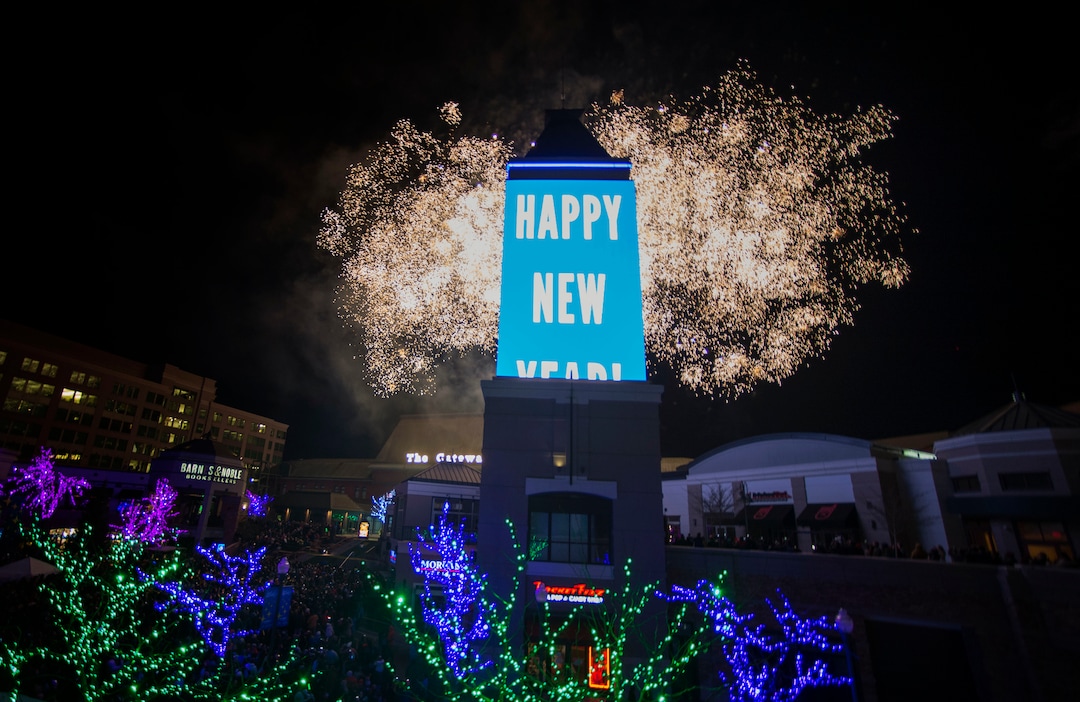 (Rick Egan  |  The Salt Lake Tribune)   Fireworks explode at midnight at the Last Harrah New Years Eve party at the Gateway, Sunday, December 31, 2017.