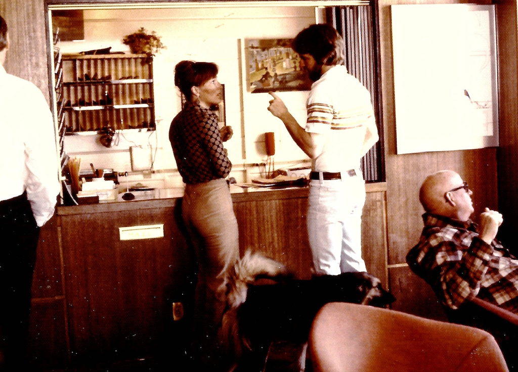 (Alta Lodge) Mimi Levitt, nee Muray, chats with a guest at the Alta Lodge. Levitt worked there since 1966 and, for many guests, she was the lodge incarnate. Levitt died July 22, 2025.