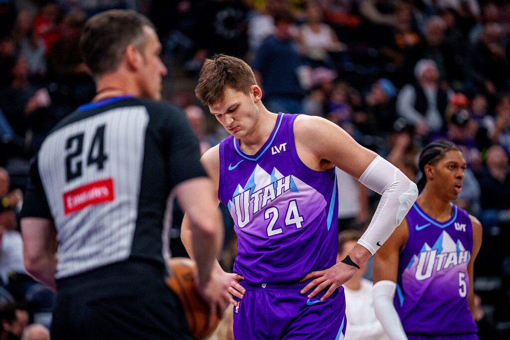 (Trent Nelson  |  The Salt Lake Tribune) Utah Jazz center Walker Kessler (24) as the Utah Jazz host the Washington Wizards, NBA basketball in Salt Lake City on Wednesday, March 19, 2025.