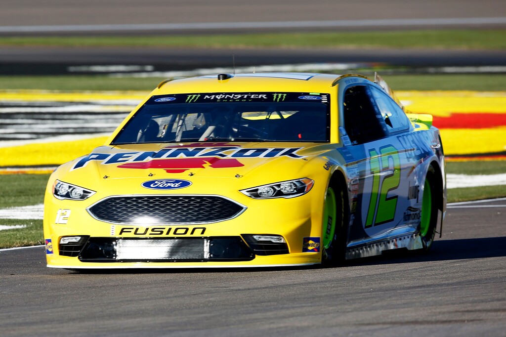 Ryan Blaney heads along pit road at Las Vegas Motor Speedway in Las Vegas on Friday, March 2, 2018. Blaney won the pole for Sunday's NASCAR Cup Series auto race. (Andrea Cornejo/Las Vegas Review-Journa via AP)