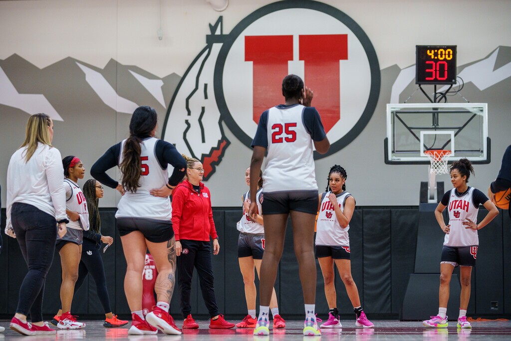 (Trent Nelson | The Salt Lake Tribune) Lynne Roberts, University of Utah women's basketball coach, runs practice in Salt Lake City on Wednesday, March 15, 2023.