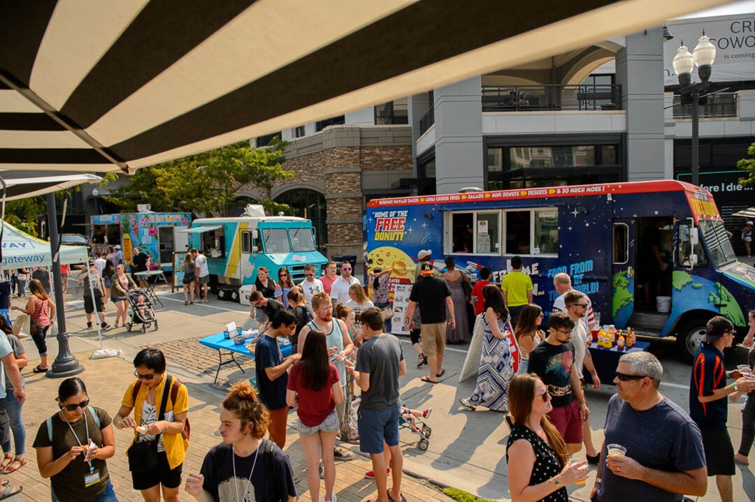 (Trent Nelson | The Salt Lake Tribune)The second annual Food Truck and Brewery Battle at The Gateway in Salt Lake City, Saturday Aug. 4, 2018.