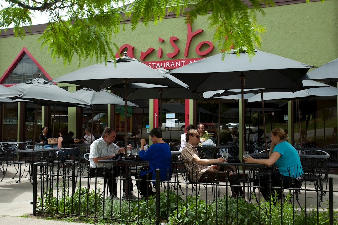 Diners enjoy the patio at Aristo's Greek restaurant May 23, 2009. Chris Detrick/The Salt Lake Tribune