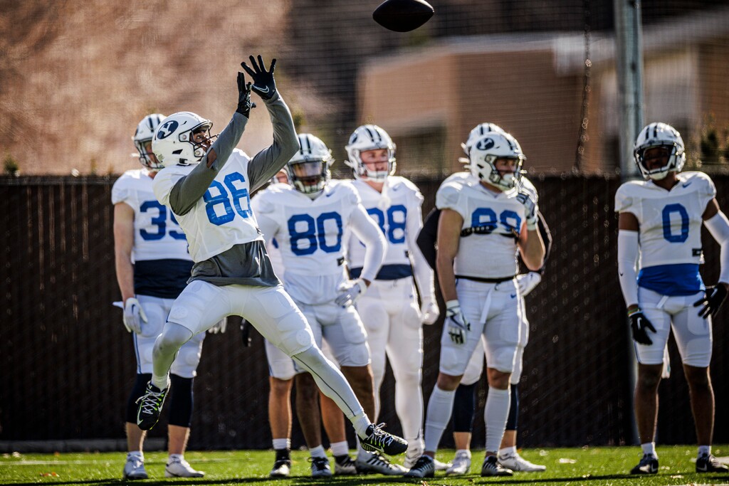 (Nate Edwards | BYU) Dom Henry catches a pass in spring practice on March 17, 2023.