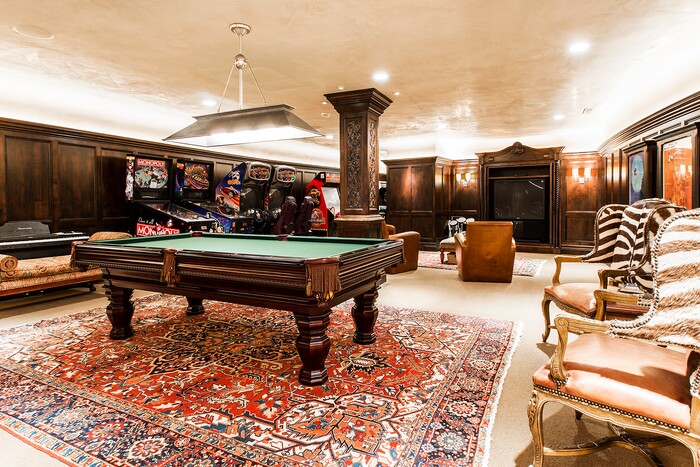 (Courtesy of Concierge Auctions) This 23,035-square-foot house in Holladay will go on the auction block Nov. 2, 2017.