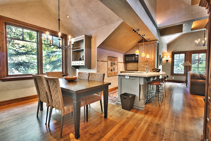 (Courtesy of Concierge Auctions) This 23,035-square-foot house in Holladay will go on the auction block Nov. 2, 2017.