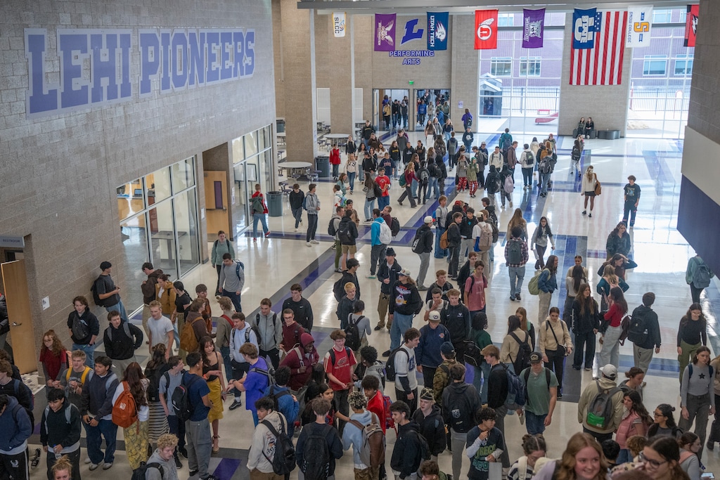 (Rick Egan | The Salt Lake Tribune) Students during a break between classes at Lehi High School, part of the Alpine School District, in Lehi on Tuesday, Jan 7, 2025. The Alpine district will split in July 2027, creating three new districts, including Aspen Peaks.