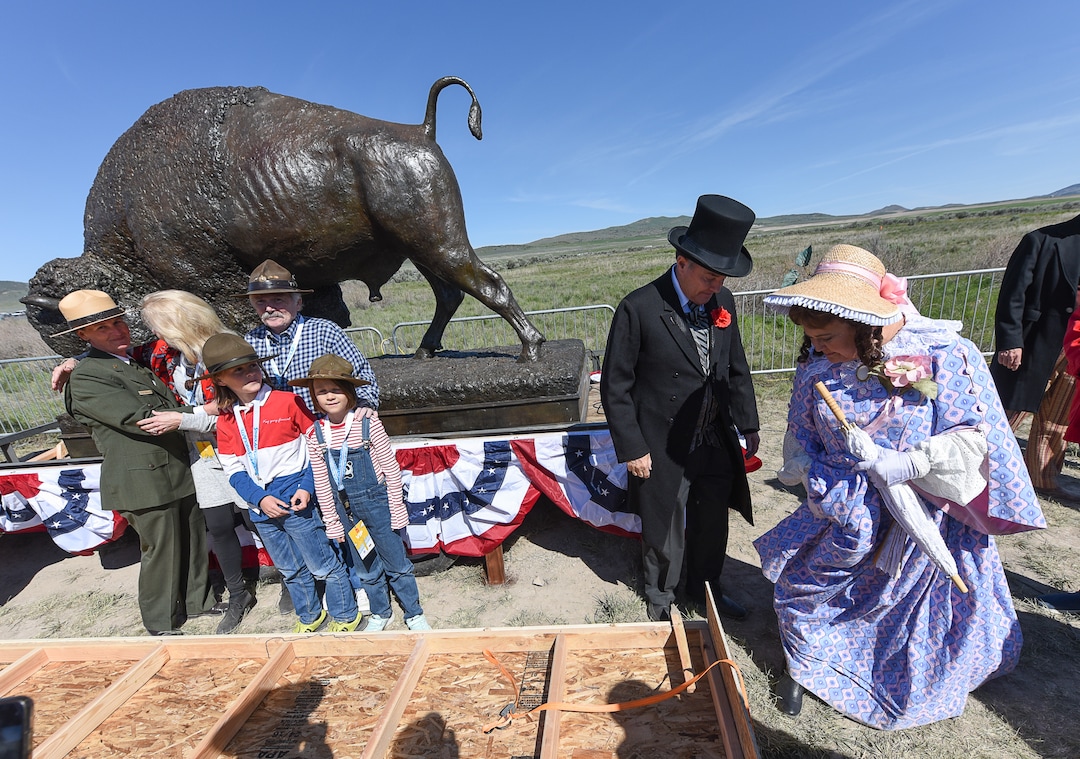 (Francisco Kjolseth  |  The Salt Lake Tribune)  Utah Governor Gary Herbert and his wife Jeanette attend the unveiling of the Distant Thunder buffalo sculpture during festivities on Friday May 10, 2019, in celebration of the 150th anniversary of the completion of the transcontinental railroad at Promontory Summit where the two rails met back on May 10, 1869.