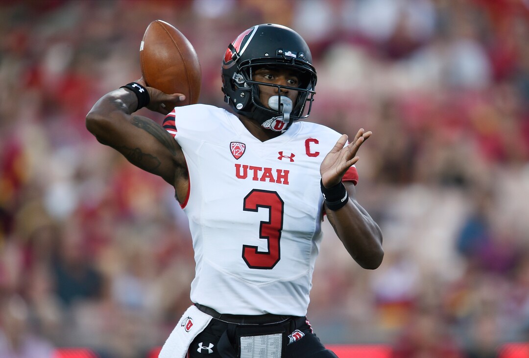 Utah quarterback Troy Williams passes the ball during the first half of an NCAA college football game against Southern California in Los Angeles, Saturday, Oct. 14, 2017. (AP Photo/Kelvin Kuo)