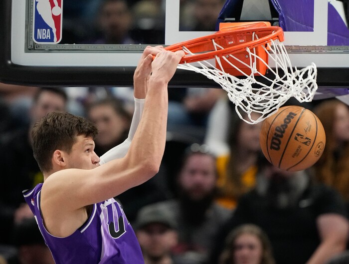 (Francisco Kjolseth  |  The Salt Lake Tribune) Utah Jazz center Walker Kessler (24) makes dunk against the Dallas Mavericks during an NBA basketball game Monday, March 25, 2024, in Salt Lake City.