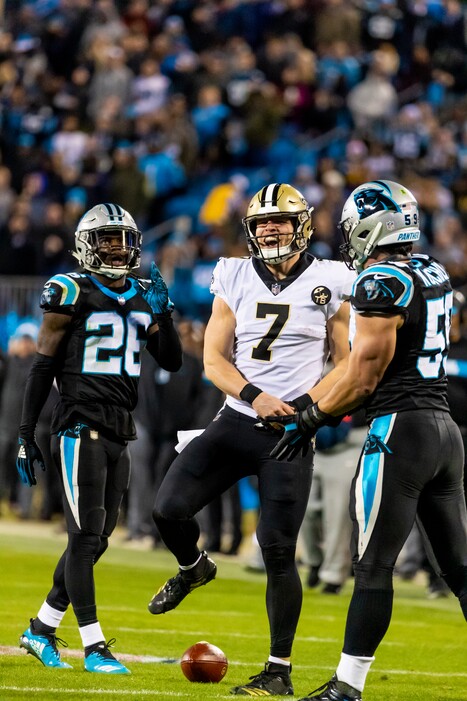 New Orleans Saints quarterback Taysom Hill (7) in action against the Carolina Panthers during an NFL football game between the New Orleans Saints and the Carolina Panthers, Monday, Dec. 17, 2018 in Charlotte, N.C. (Photo by Chris Keane/AP Images for Panini)