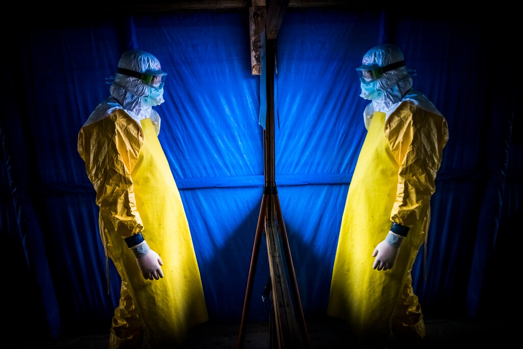 (Daniel Berehulak for The New York Times) 

Finding the Origin of a Pandemic Is Difficult. Preventing One Shouldn’t Be.