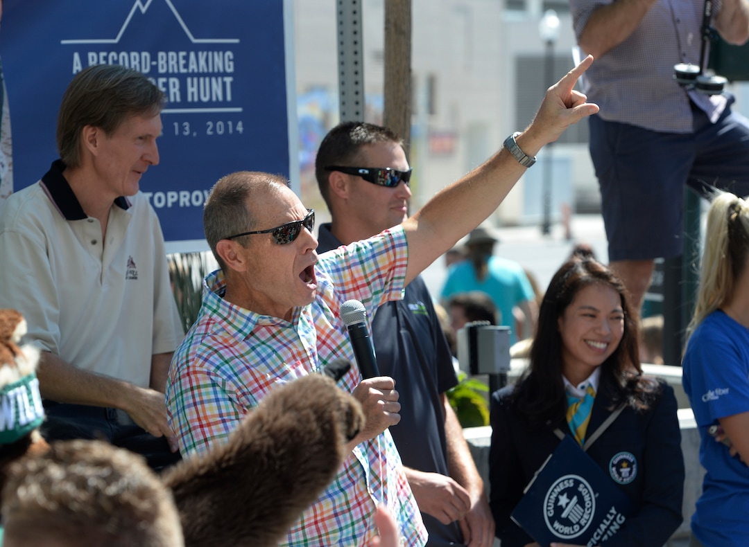 (Scott Sommerdorf   |  Tribune file photo)  Provo Mayor John Curtis starts the scavenger hunt. Provo is attempting to set a world record for the largest scavenger hunt. It began at Utah Valley Convention Center at 1 p.m., and ends at 6 p.m, Saturday, September 13, 2014.
