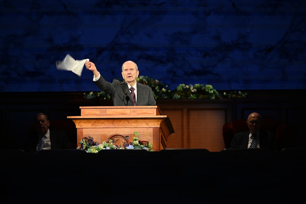 (Photo courtesy of The Church of Jesus Christ of Latter-day Saints)
President Russell M. Nelson leads the "Hosanna Shout" at General Conference on Sunday, April 5, 2020.